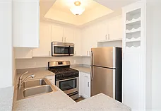 Altezza Apartments — Photo 3