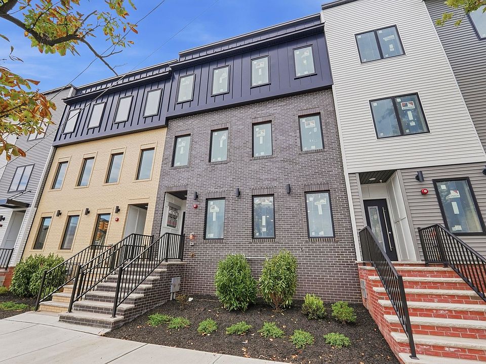 1st image of 504 Davis Ave