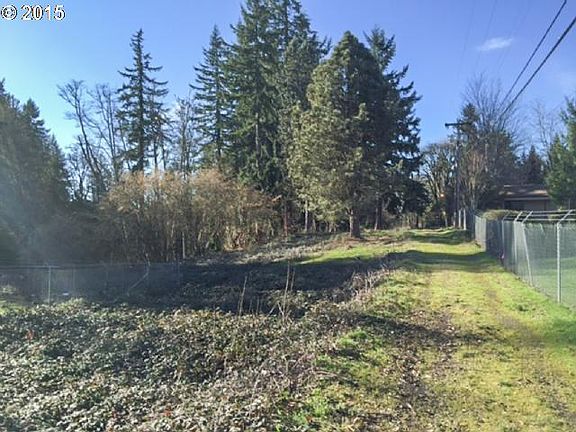 4th image of 21949 SW Sherwood Blvd