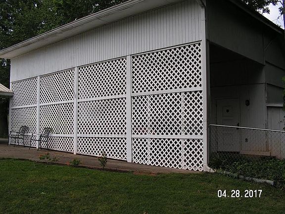 3rd image of 5065 Whispering Pines Dr