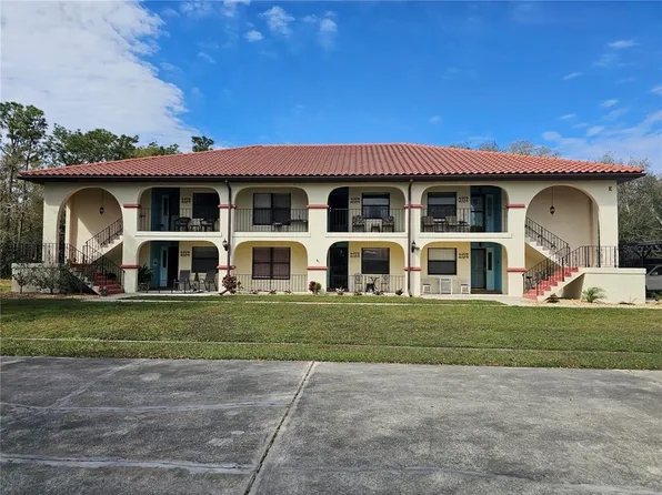 2104 Granada Ct, Lake Wales, FL 33898