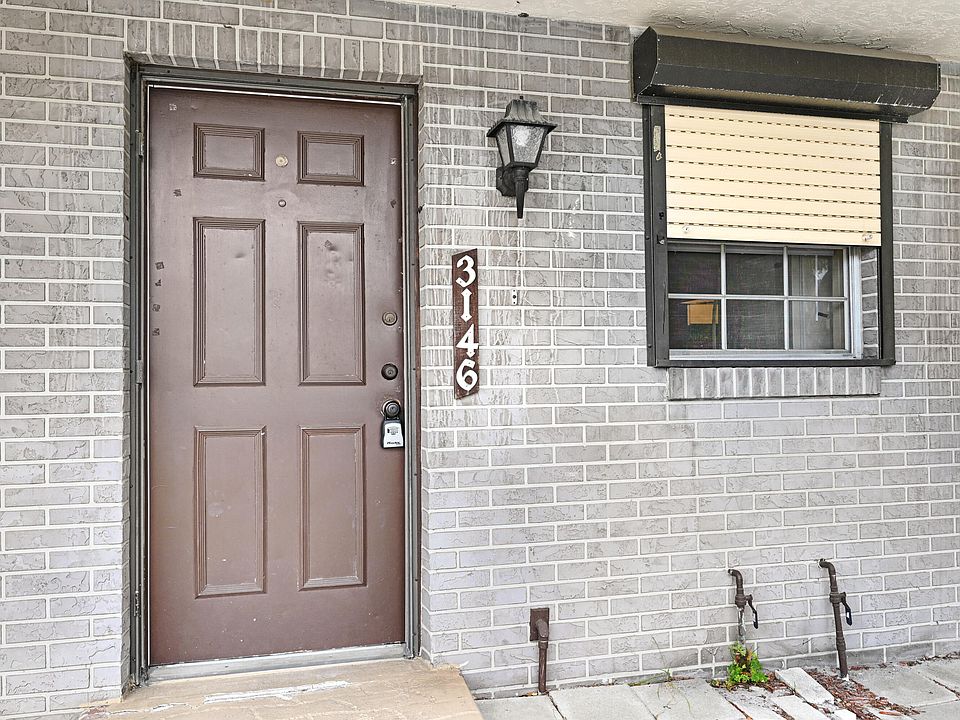 1st image of 3146 Sir Hamilton Cir #4