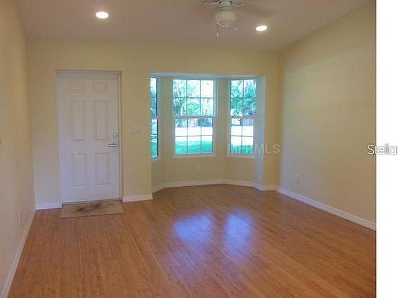 4th image of 2922 58th Ave N