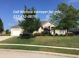 112 Ramblewood Dr, Chatham, IL 62629