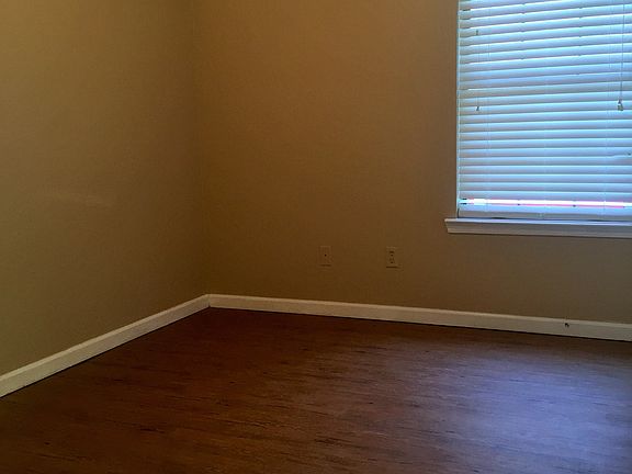 5th image of 10208 Curtis Dr