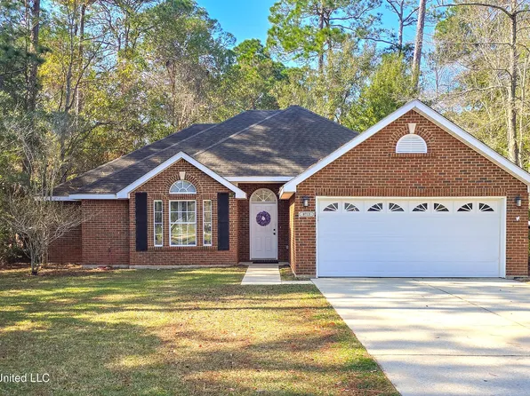 8713 Martin Bluff Rd, Gautier, MS 39553