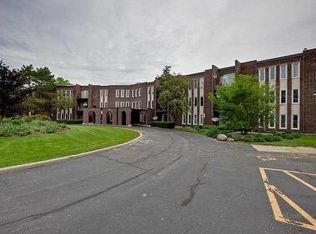 1575 Sandpebble Dr APT 109, Wheeling, IL