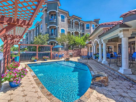 Palazzo general photo