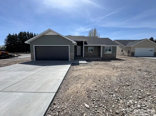 388 Wind River Dr, Shelley, ID 83274