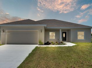 1033 Yates Dr, Avon Park, FL 33825