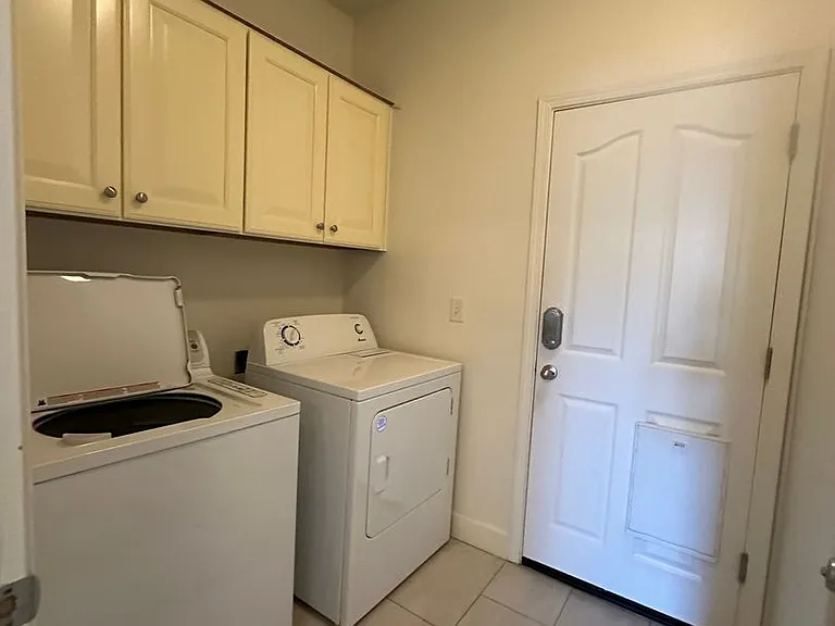 11690 Cervino Dr — Photo 4