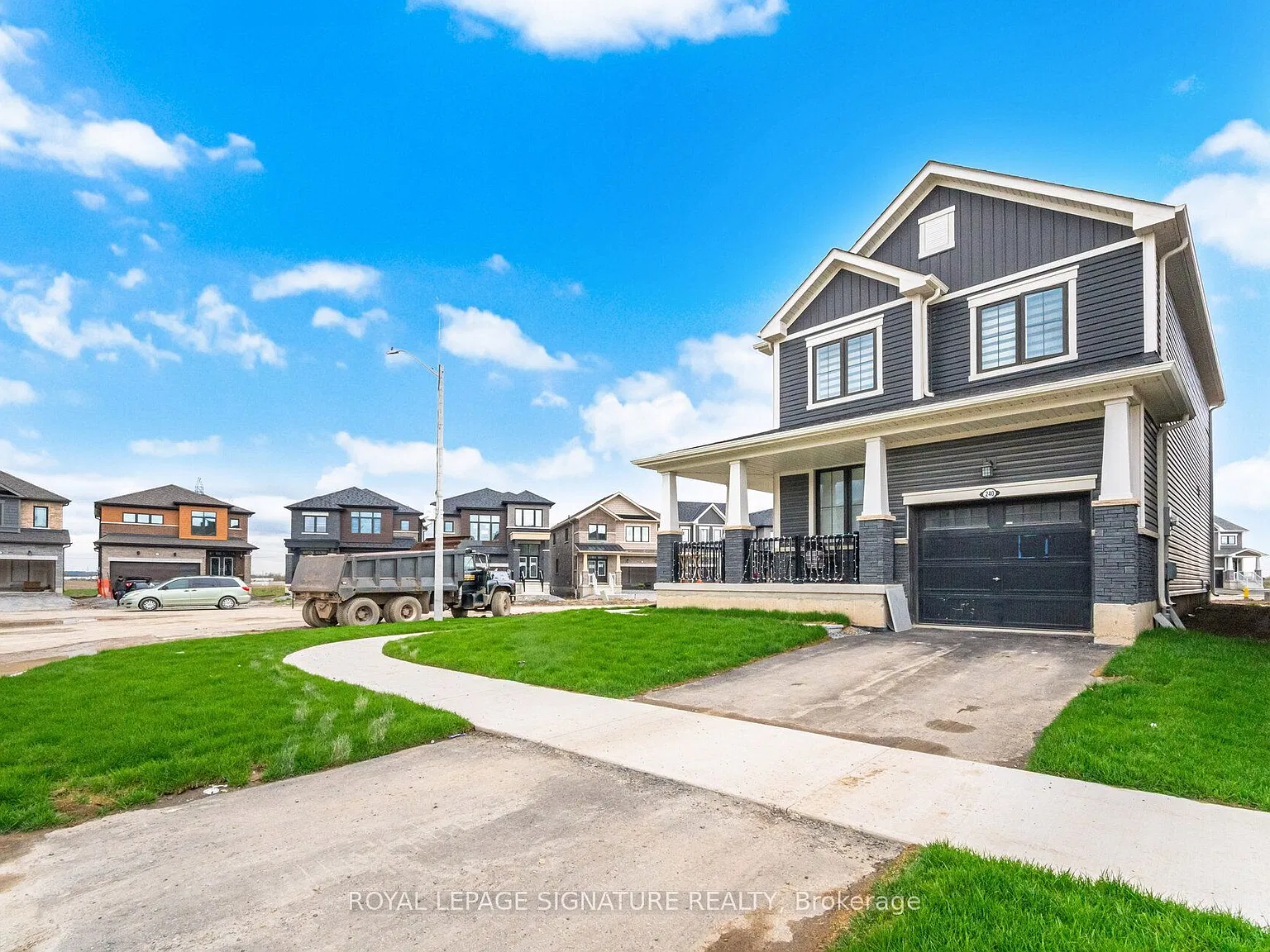 3 bed, $2,500 — Photo 4