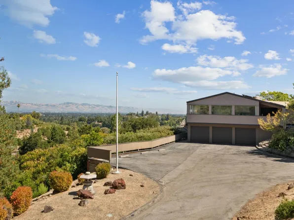 12785 Dianne Dr, Los Altos Hills, CA 94022