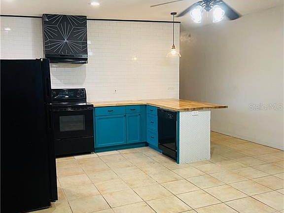 4th image of 628 15th Ave S #626