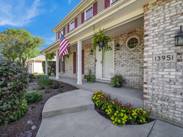 13951 Green Valley Dr, Orland Park, IL 60467