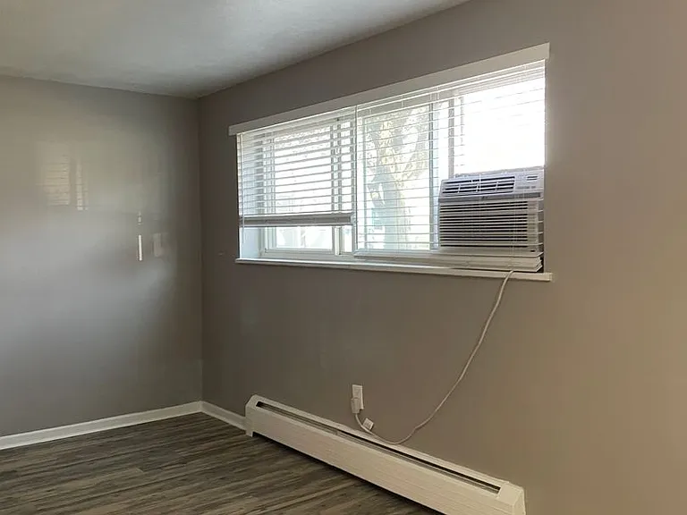 1166 W Lilley Ave — Photo 24