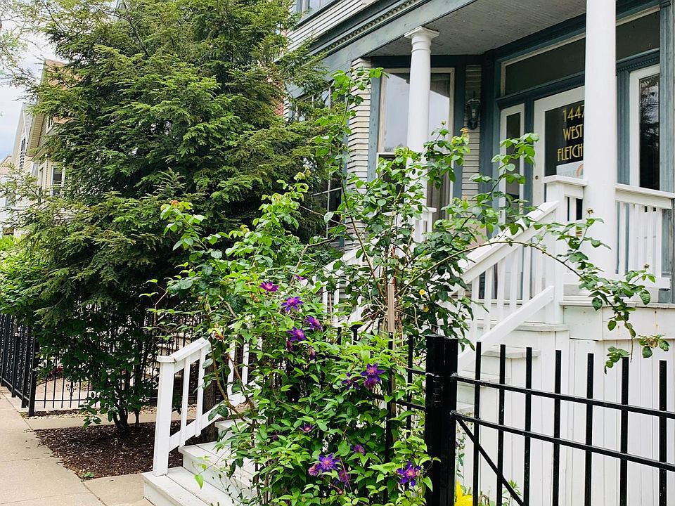 Front entrance, 1447 W. Fletcher