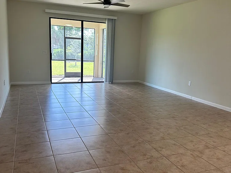 3932 Black Eagle Ln — Photo 9