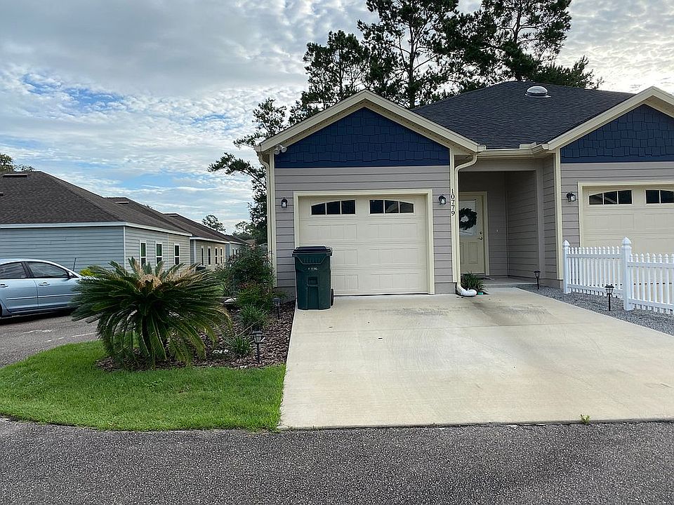 1st image of 10779 NW 65th Way