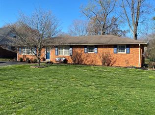 2725 Mohawk Dr, Bowling Green, KY 42104