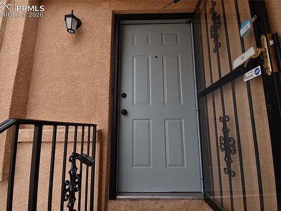 3rd image of 4233 Moonbeam Dr