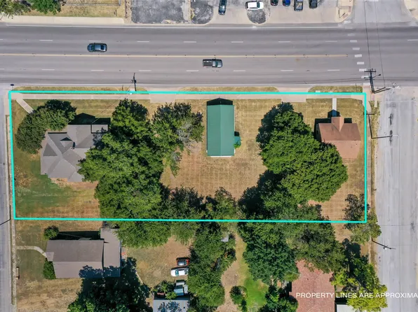 400 S Broad St, Saint Jo, TX 76265