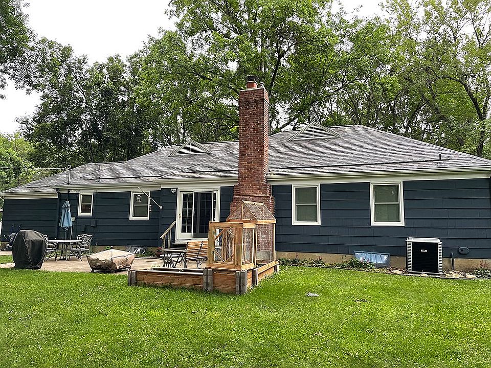 2nd image of 4121 W 97th St