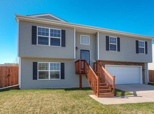 209 Tailfeather Dr NW, Bondurant, IA 50035