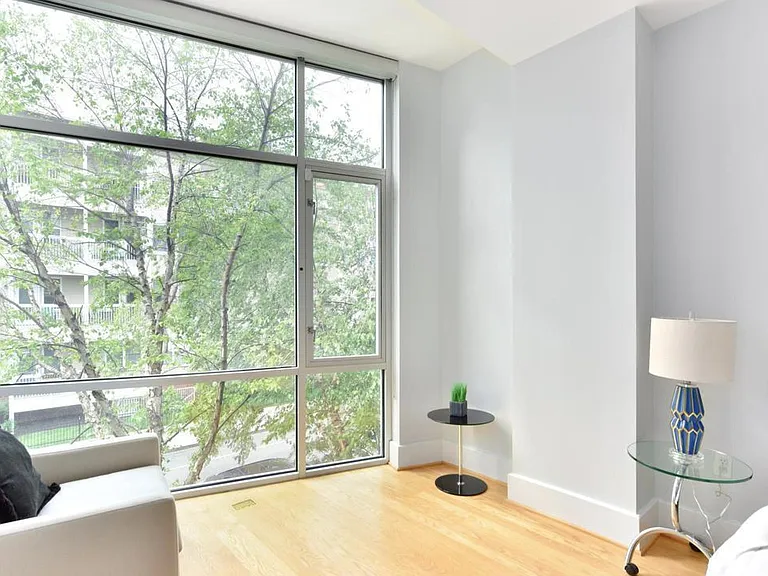 2100 11th St NW #205 — Photo 16