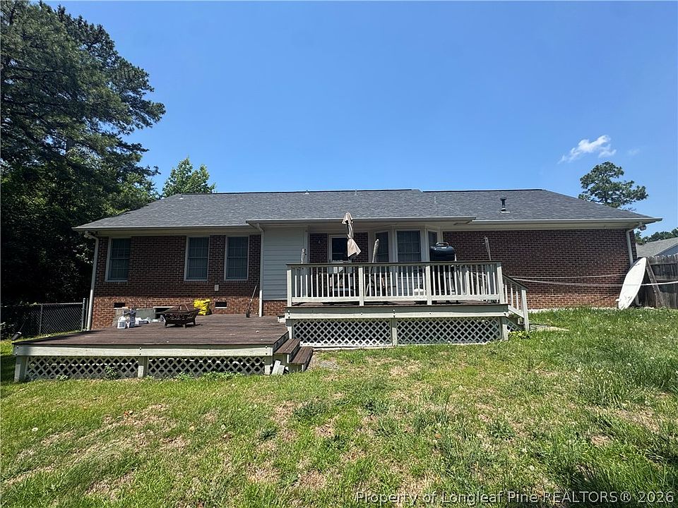 2nd image of 1005 Castlebay Ct
