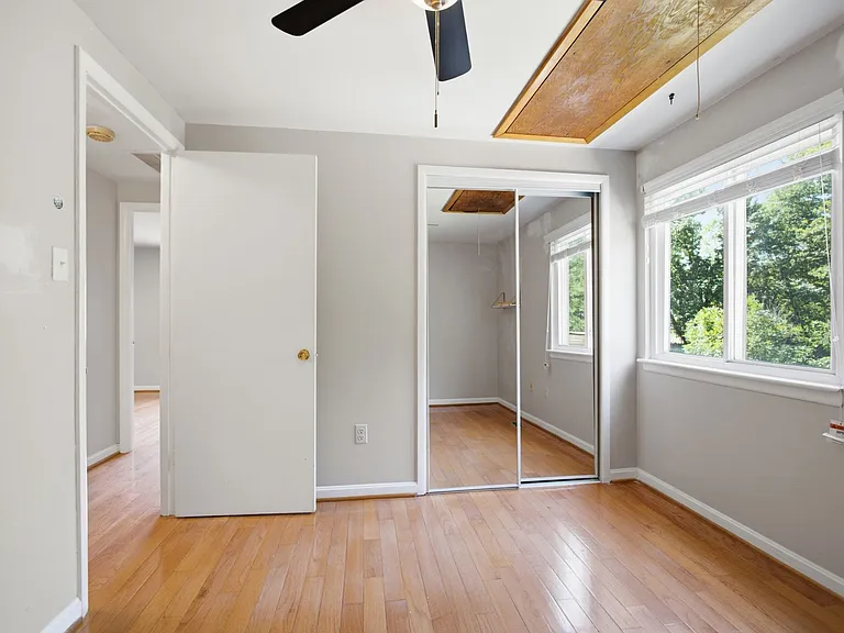 10805 Southall Dr — Photo 21