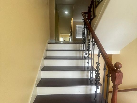 Entry way stairs