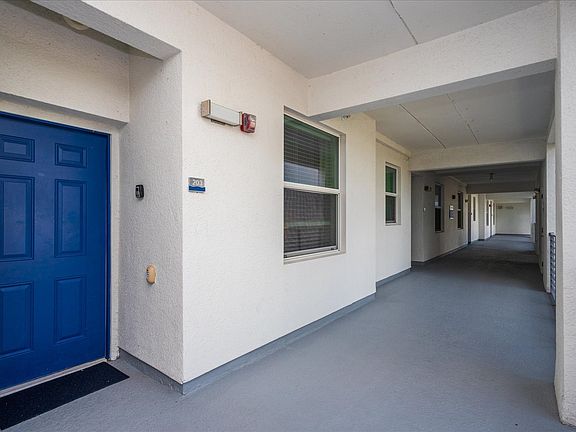 5th image of 4751 Clock Tower Dr #203