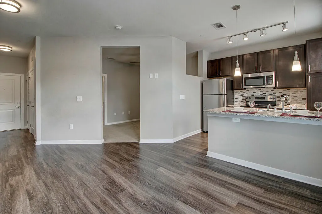 Note 16 Apartments — Photo 4