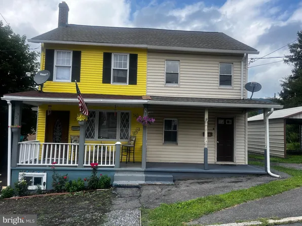 29 W Ridge St, Coaldale, PA 18218