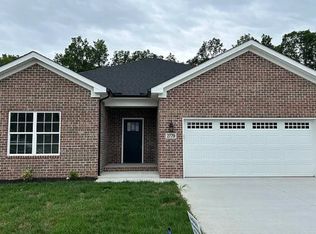 2779 Cedrus Ave, Bowling Green, KY 42101