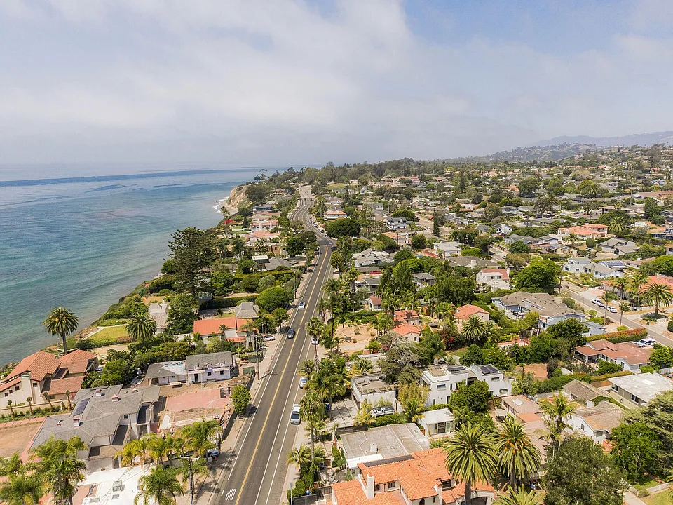 1506 Shoreline Dr