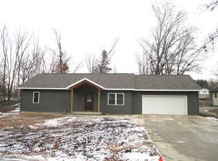 336 Brooke Cir, Montello, WI 53949