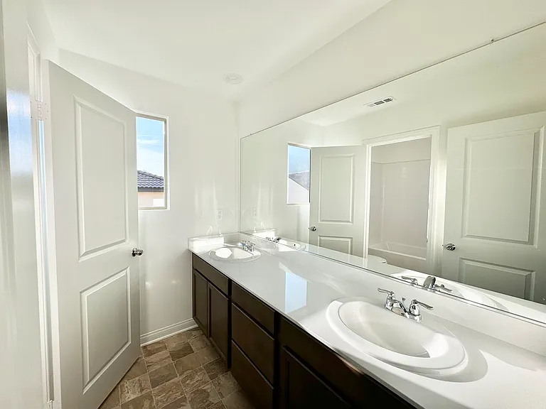 8477 Anthony St — Photo 19