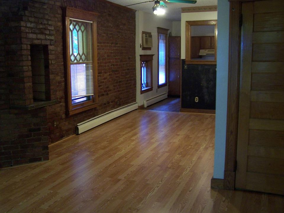 2nd image of 407 Wethersfield Ave APT 6