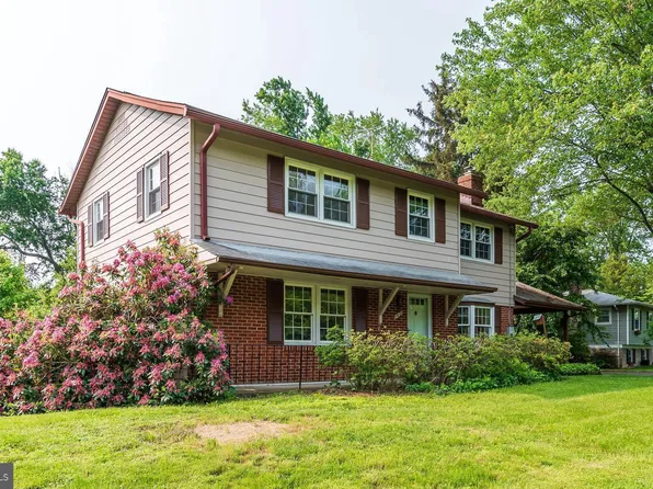 7408 Cliffbourne Ct, Rockville, MD 20855