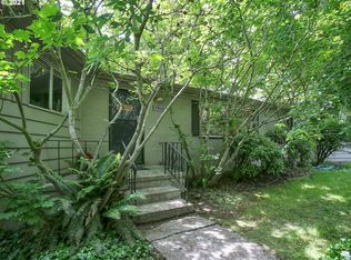 6437 SW Loop Dr, Portland, OR 97221