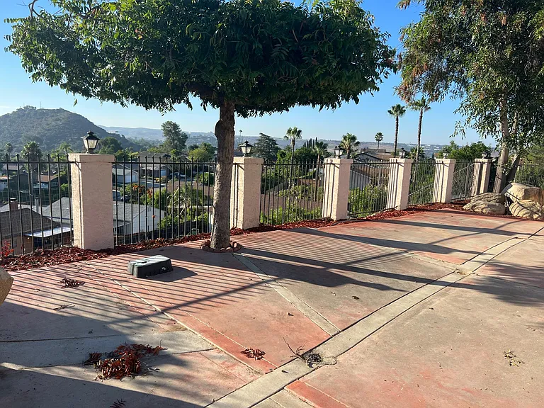 14713 Helen Park Ln — Photo 10