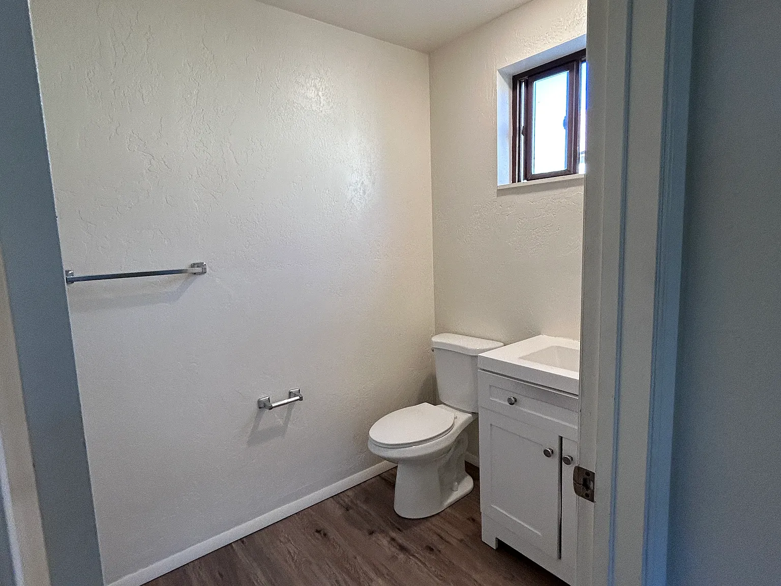 1 bed, 750 sqft, $1,100 — Photo 3