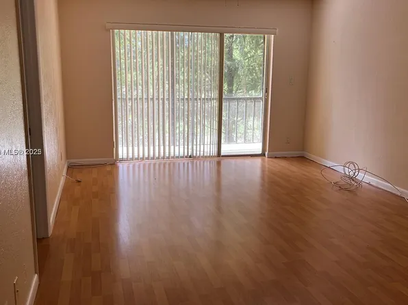 8060 Fairview Dr APT 208, Fort Lauderdale, FL 33321