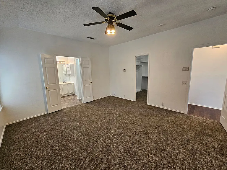 1128 Marshall Dr — Photo 31