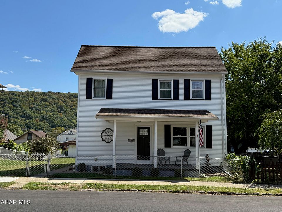 1st image of 708 Mulberry St