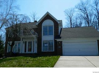 227 Curley Dr, Orchard Park, NY 14127