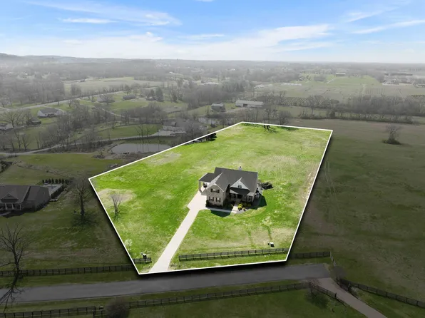 1845 Savannah Springs Dr, Franklin, TN 37064