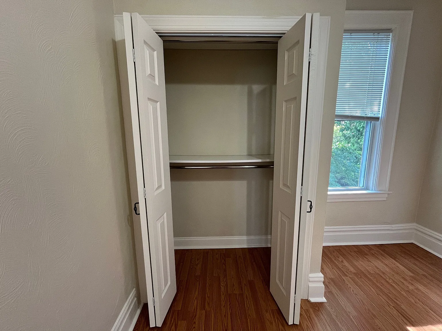 Highview 837 - 2 — Photo 4